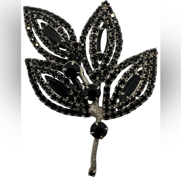 Albert Weiss Jewelry - Signed Weiss Black Rhinestone Leaf Brooch